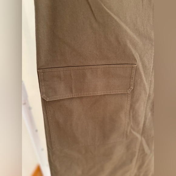 THEORY Utilitarian‎ Stretch Sleeveless Cotton Dress in Cargo Chino St. Wash - Picture 4 of 6